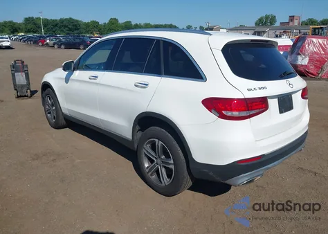 2017 Mercedes-Benz Glc 300 4Matic from USA, damaged, VIN WDC0G4KB4HF138693